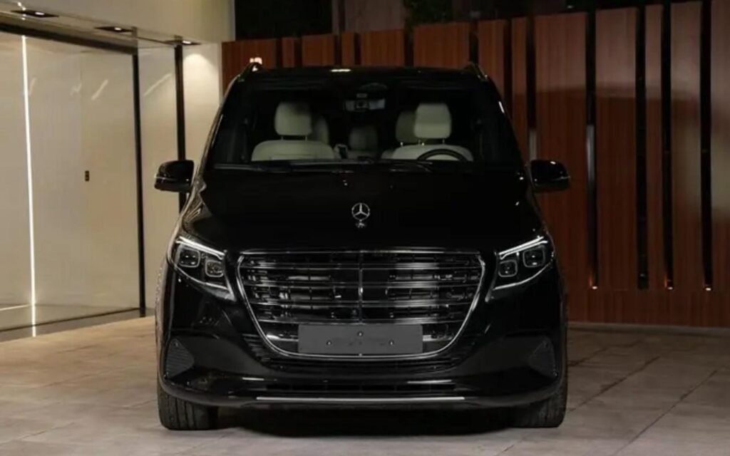 Mercedes V300 8-seater 2026